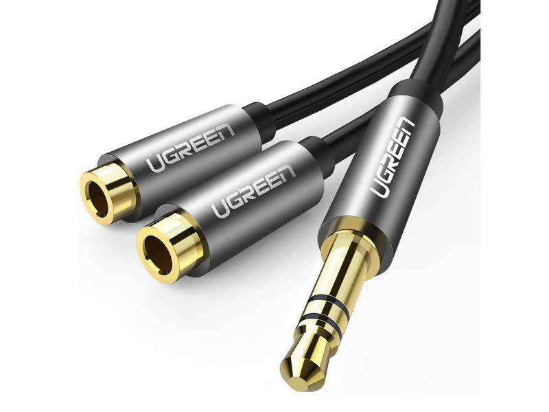 UGreen 3.5mm Male to 2xFemale Audio Split Adapter